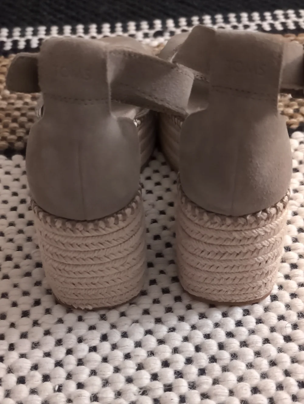 Toms Laila Wedge New Without Tags Size 7.5